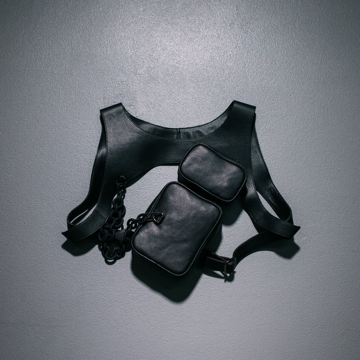 RARRI BOYS®LIMITED BODYBAG BLACK