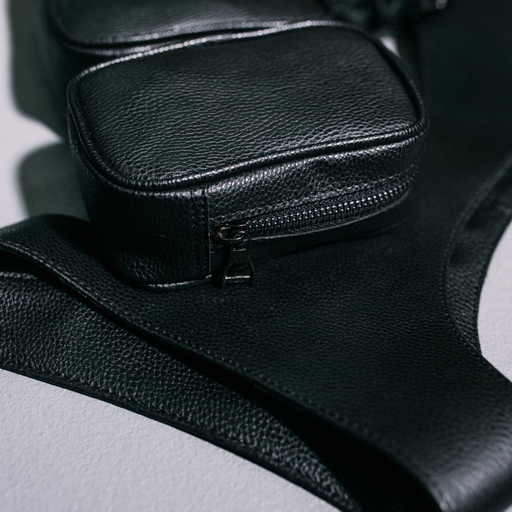 RARRI BOYS®LIMITED BODYBAG BLACK