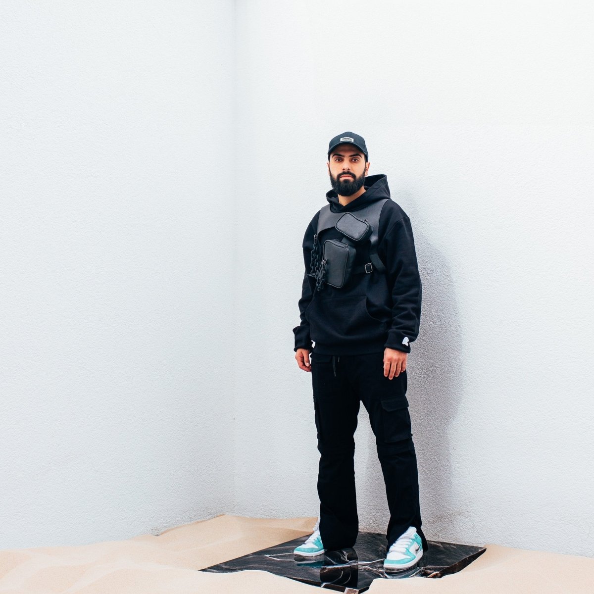 RARRI BOYS®LIMITED HOODIE BLACK ''MUSEUM''